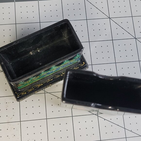 Russian Lacquer Playing Card or Cigarette Box & Stand Artist Signed Vintage - Picture 6 of 11